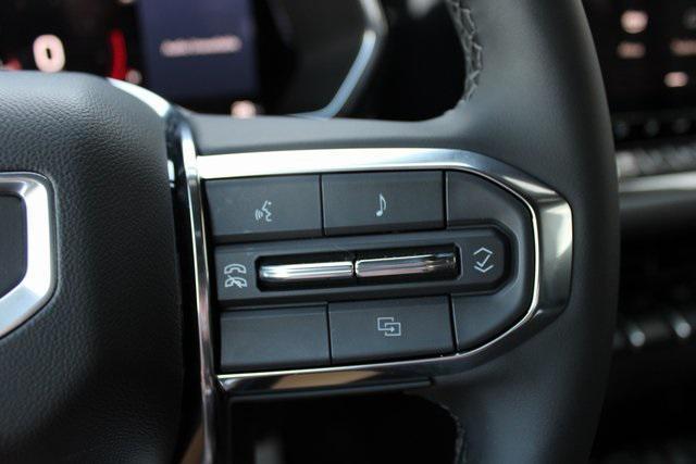 new 2025 GMC Canyon car, priced at $41,921