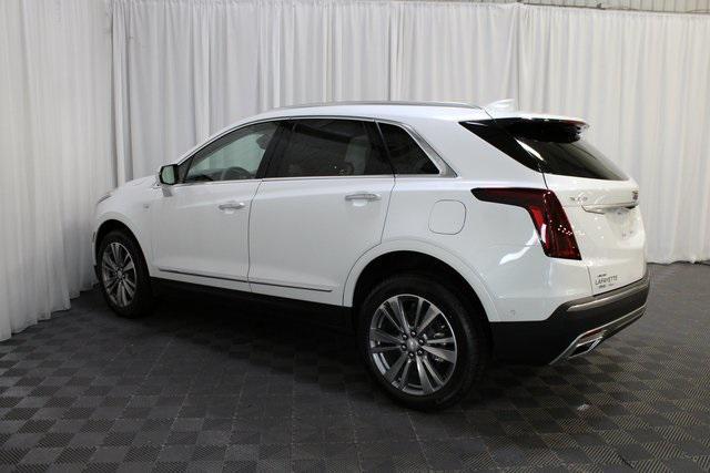 new 2025 Cadillac XT5 car, priced at $59,990