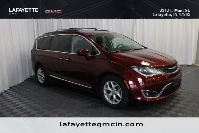 used 2017 Chrysler Pacifica car, priced at $10,900