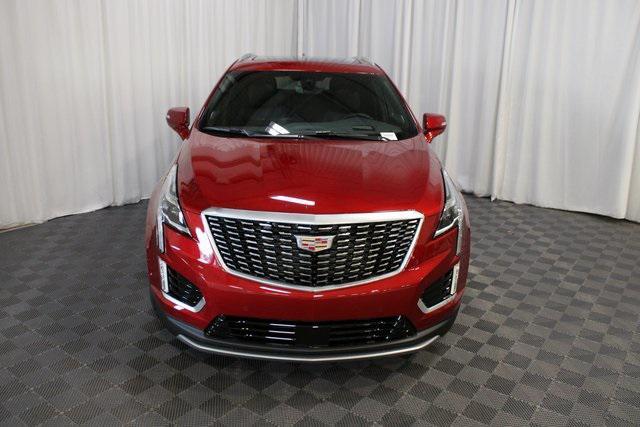 new 2025 Cadillac XT5 car, priced at $59,990