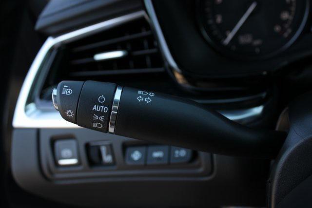 new 2025 Cadillac XT5 car, priced at $56,464