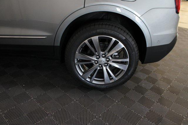 new 2025 Cadillac XT5 car, priced at $56,464
