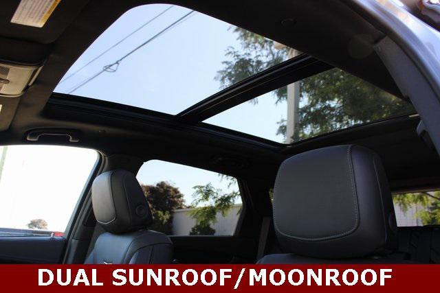 new 2025 Cadillac XT5 car, priced at $56,464