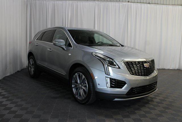 new 2025 Cadillac XT5 car, priced at $57,464
