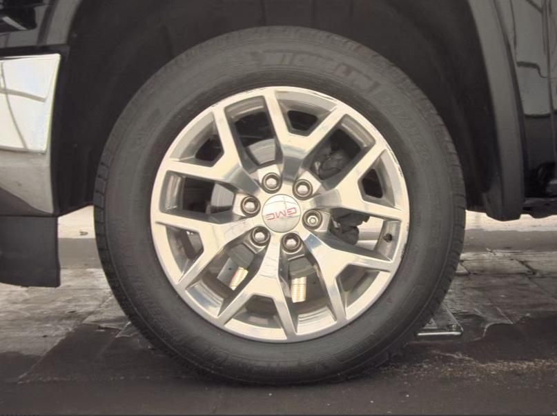 used 2018 GMC Sierra 1500 car, priced at $18,999