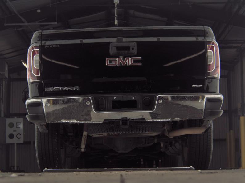 used 2018 GMC Sierra 1500 car, priced at $18,999