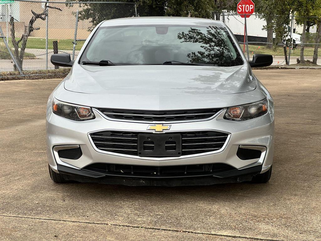 used 2018 Chevrolet Malibu car, priced at $6,571