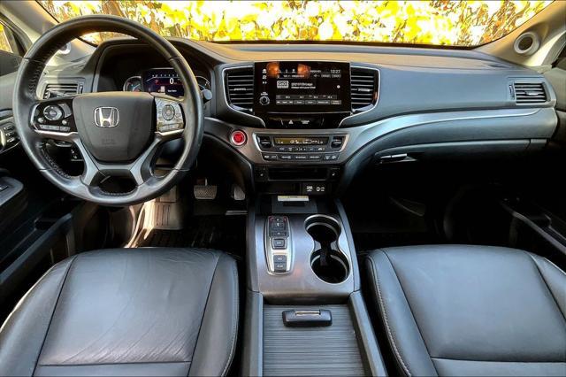 used 2022 Honda Pilot car, priced at $29,995