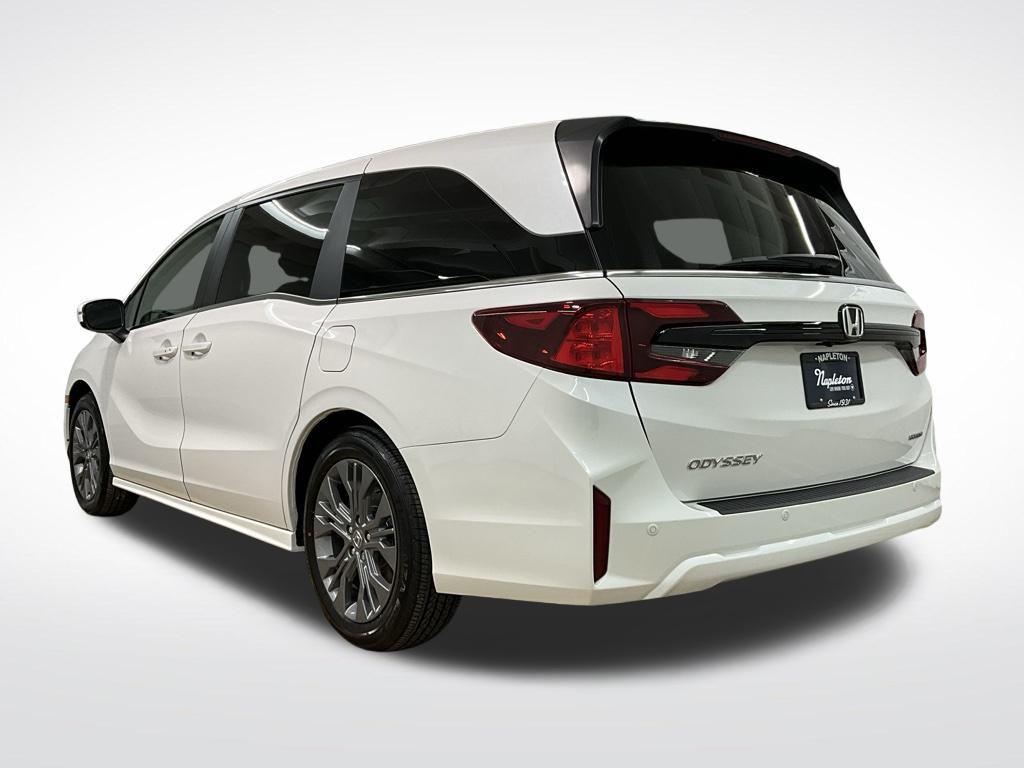 used 2025 Honda Odyssey car, priced at $44,900