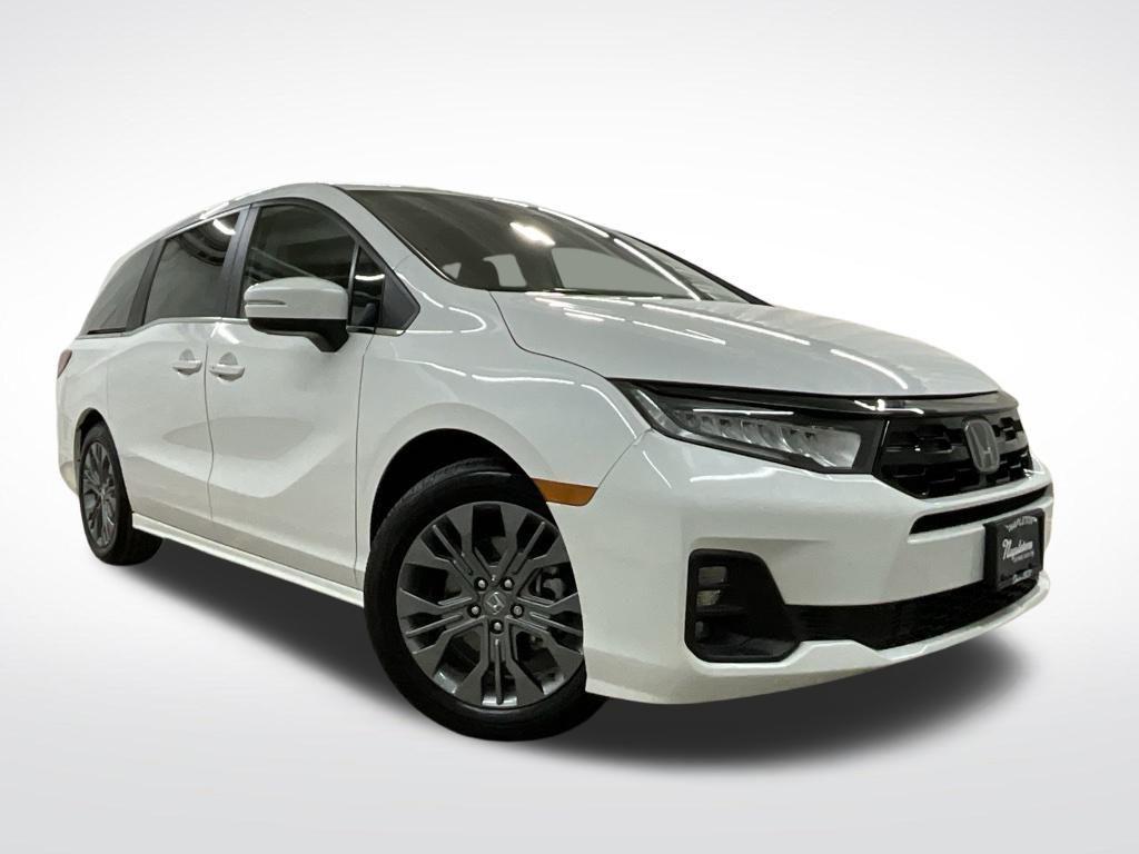 used 2025 Honda Odyssey car, priced at $44,900