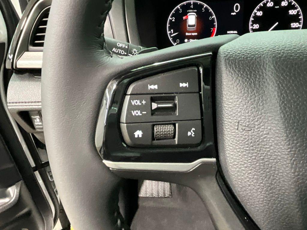 used 2025 Honda Odyssey car, priced at $44,900