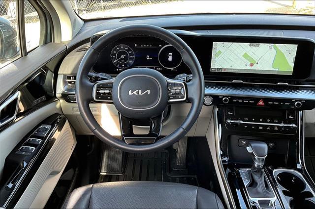 used 2024 Kia Carnival car, priced at $42,418