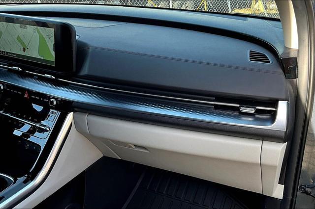 used 2024 Kia Carnival car, priced at $42,418