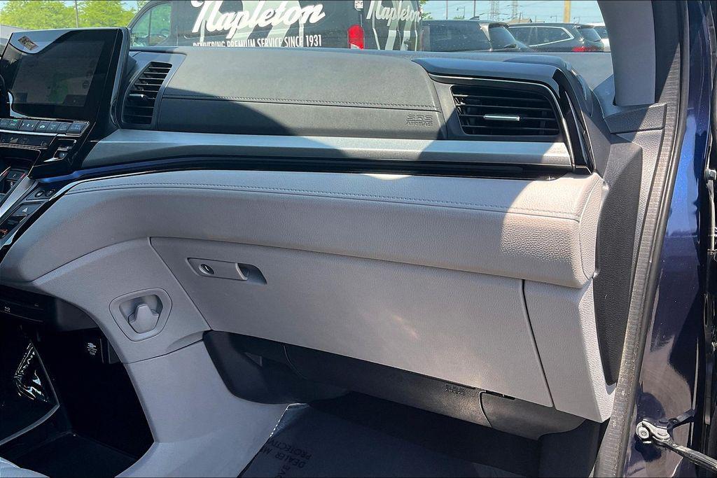 used 2018 Honda Odyssey car, priced at $22,990