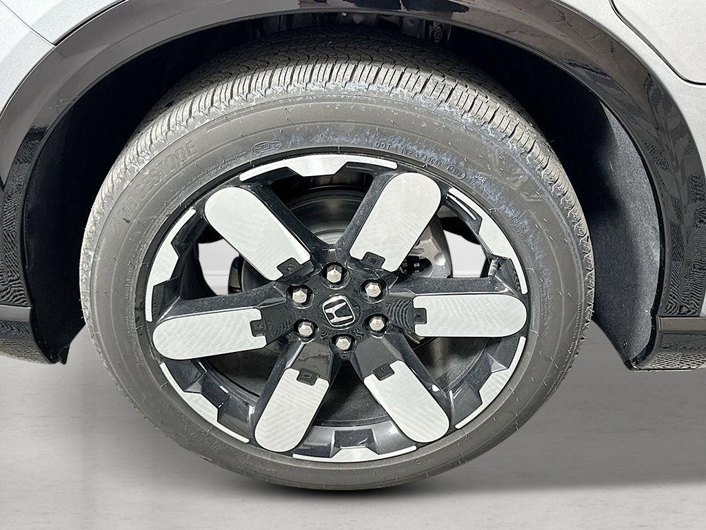 new 2025 Honda Prologue car, priced at $59,350