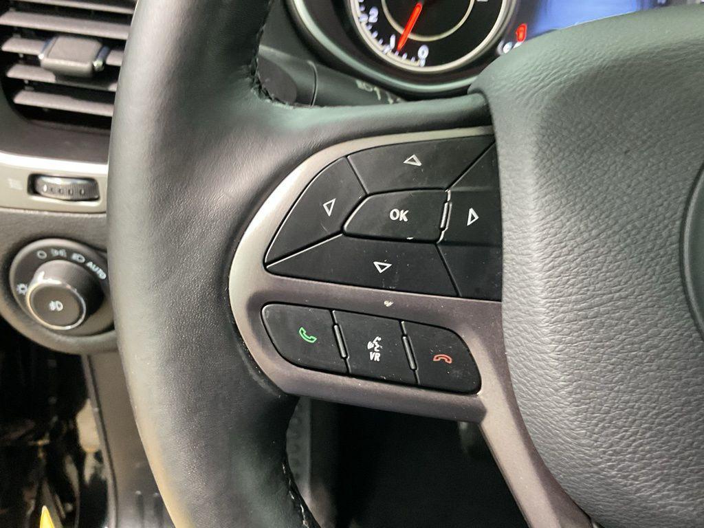 used 2021 Jeep Cherokee car, priced at $20,790