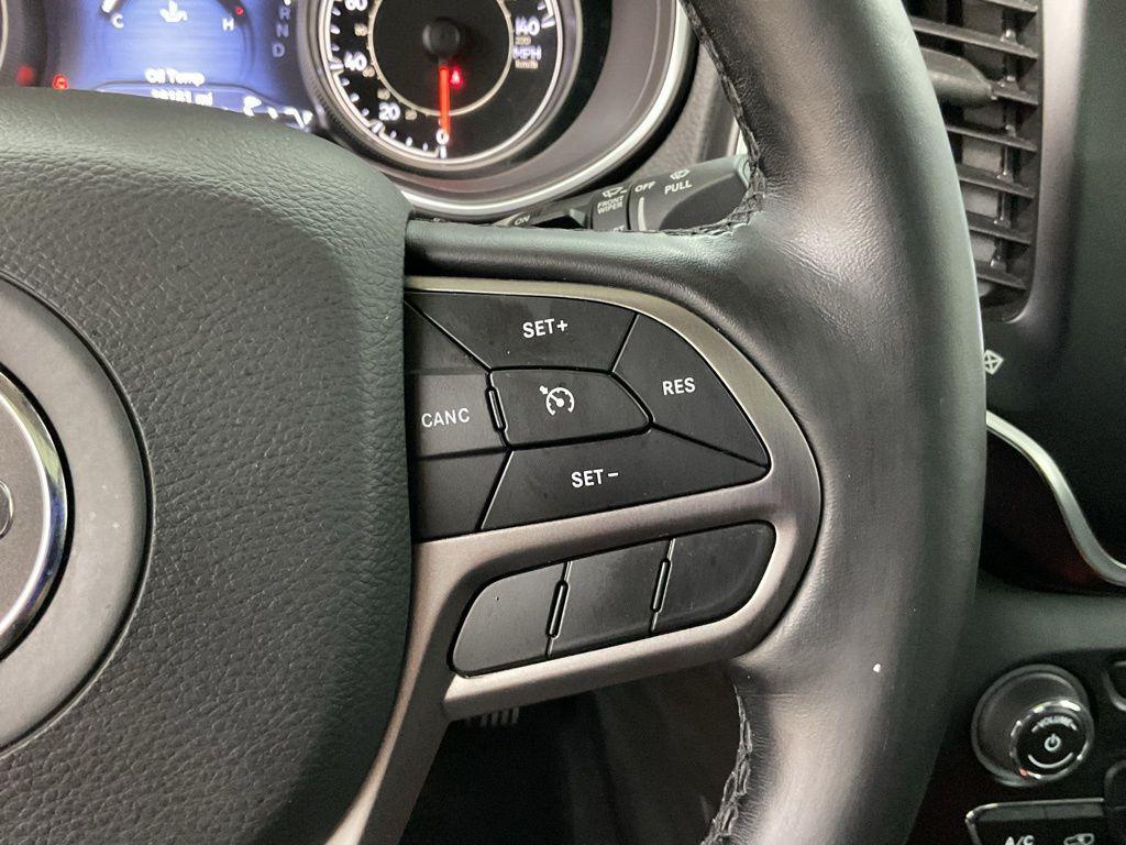 used 2021 Jeep Cherokee car, priced at $20,790