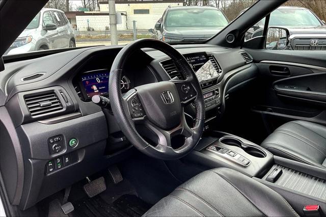 used 2022 Honda Passport car, priced at $28,795