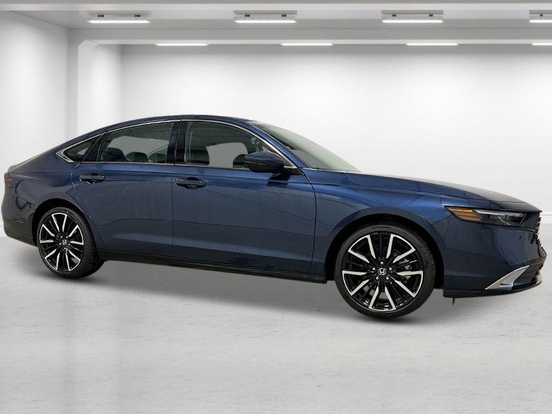 new 2025 Honda Accord Hybrid car, priced at $40,450
