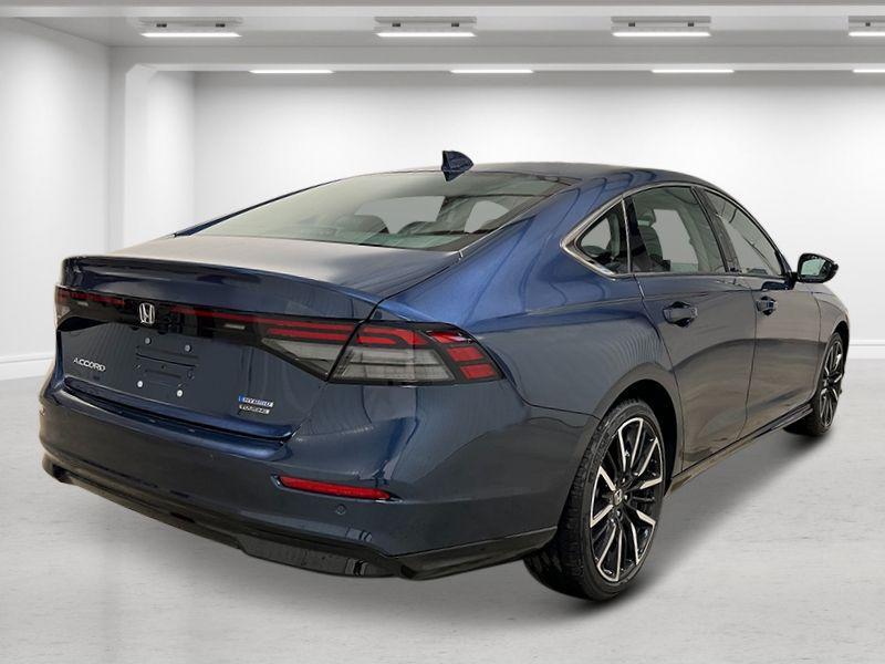 new 2025 Honda Accord Hybrid car, priced at $40,450