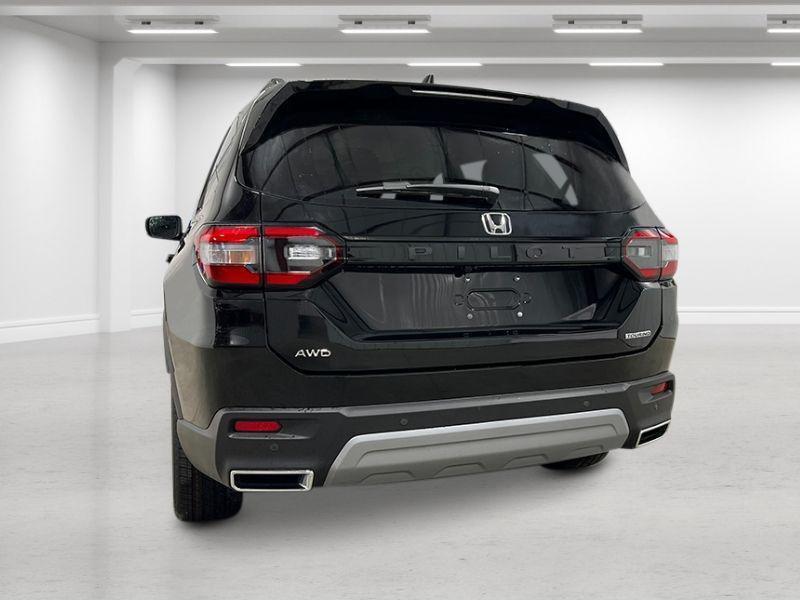new 2025 Honda Pilot car, priced at $51,095