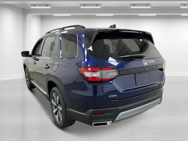 new 2025 Honda Pilot car, priced at $51,050