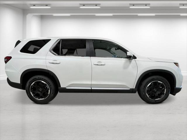 new 2025 Honda Pilot car, priced at $49,405
