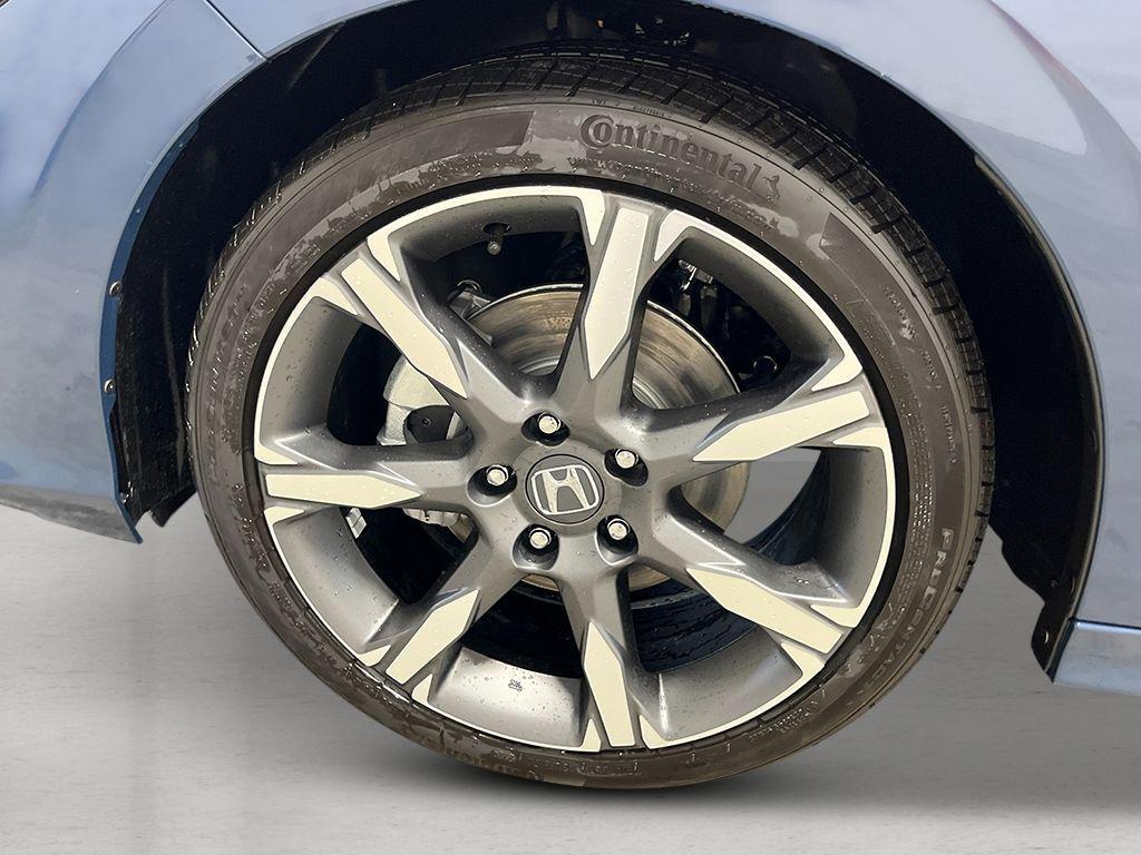 new 2026 Honda Civic Hybrid car, priced at $33,945