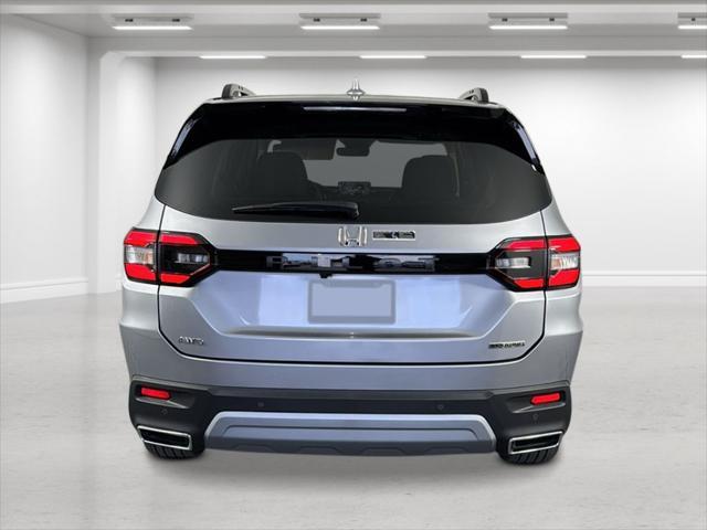 new 2025 Honda Pilot car, priced at $52,950