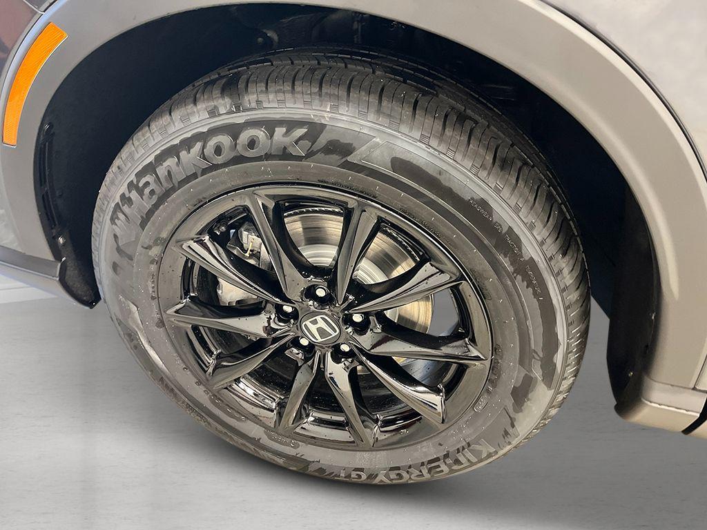 new 2026 Honda CR-V Hybrid car, priced at $41,675