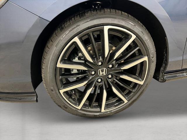 new 2025 Honda Accord Hybrid car, priced at $40,450