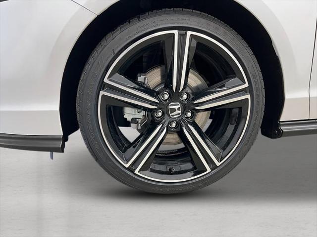 new 2025 Honda Accord Hybrid car, priced at $35,205