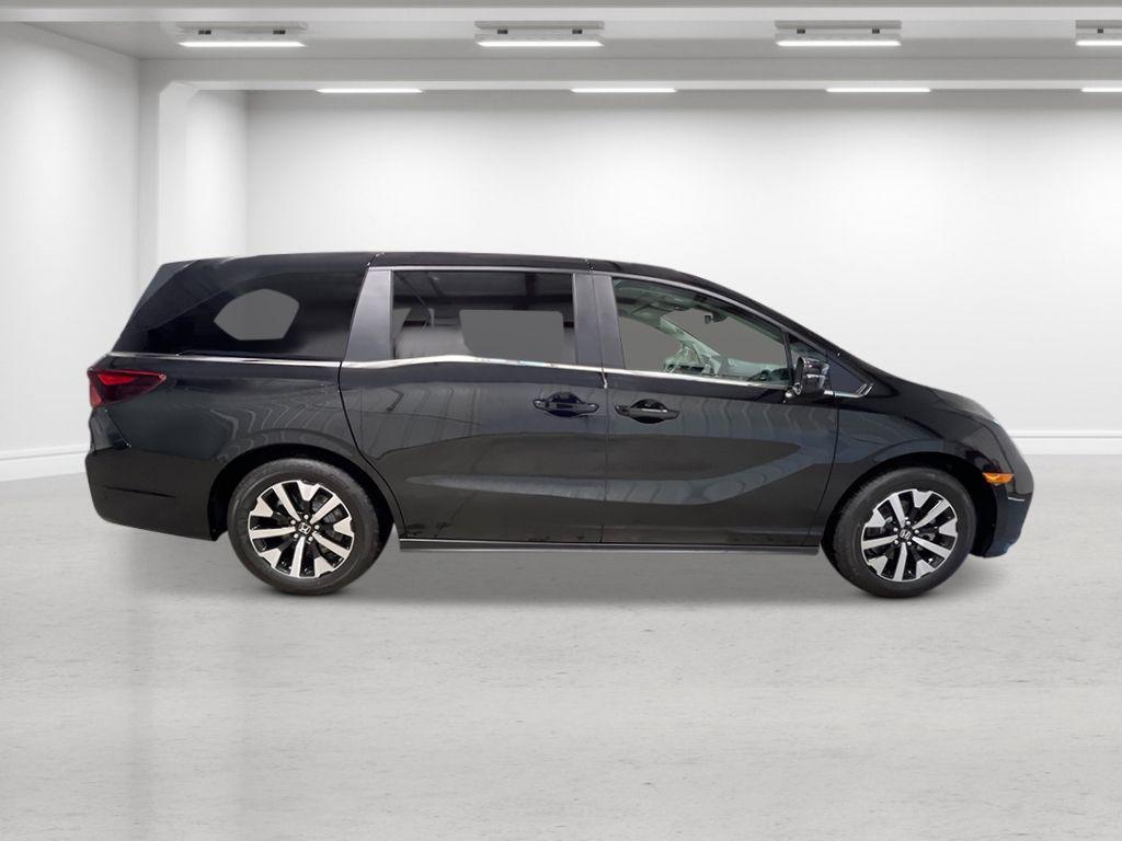 new 2026 Honda Odyssey car, priced at $44,290