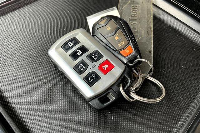 used 2016 Toyota Sienna car, priced at $17,338