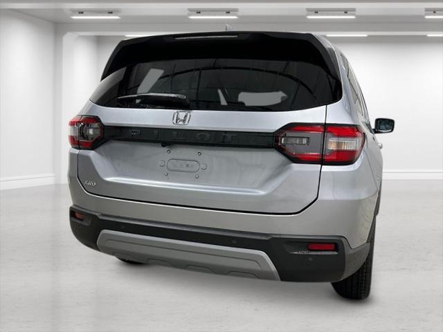 new 2025 Honda Pilot car, priced at $47,050