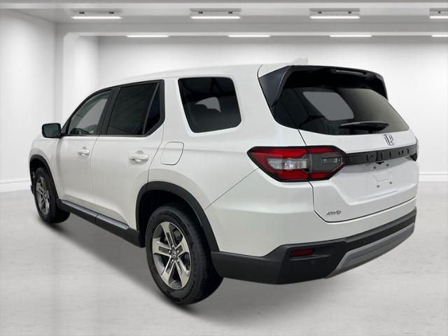 new 2025 Honda Pilot car, priced at $47,505