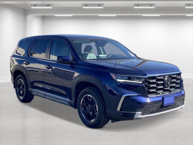 new 2025 Honda Pilot car, priced at $49,800