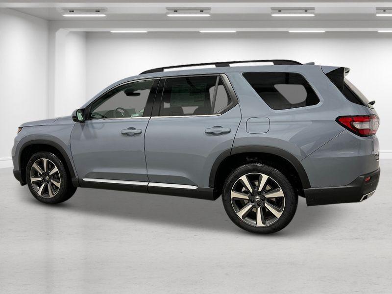new 2025 Honda Pilot car, priced at $51,550