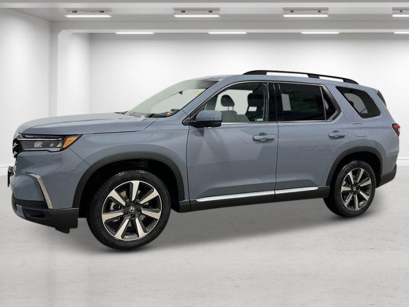 new 2025 Honda Pilot car, priced at $51,550