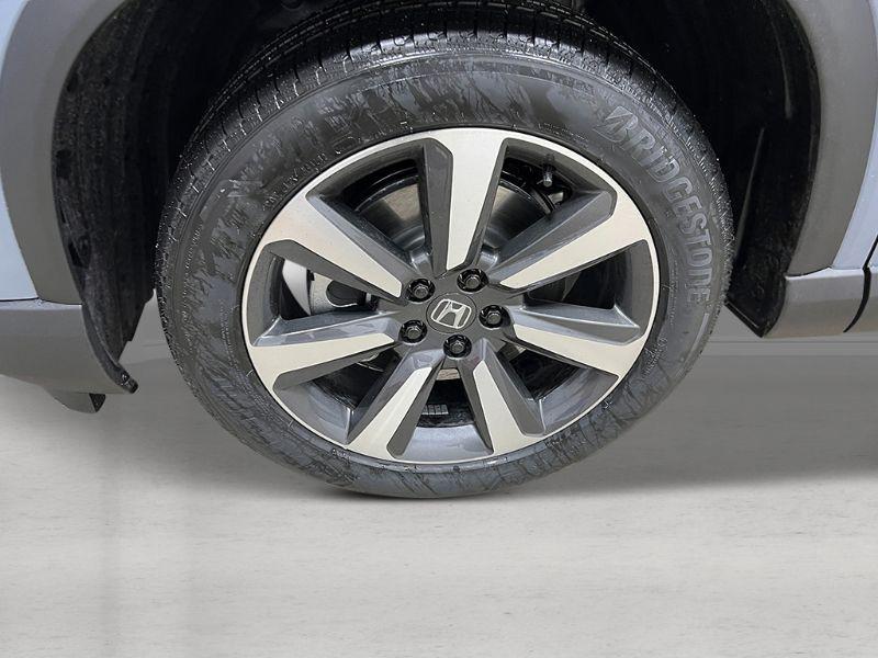 new 2025 Honda Pilot car, priced at $51,550