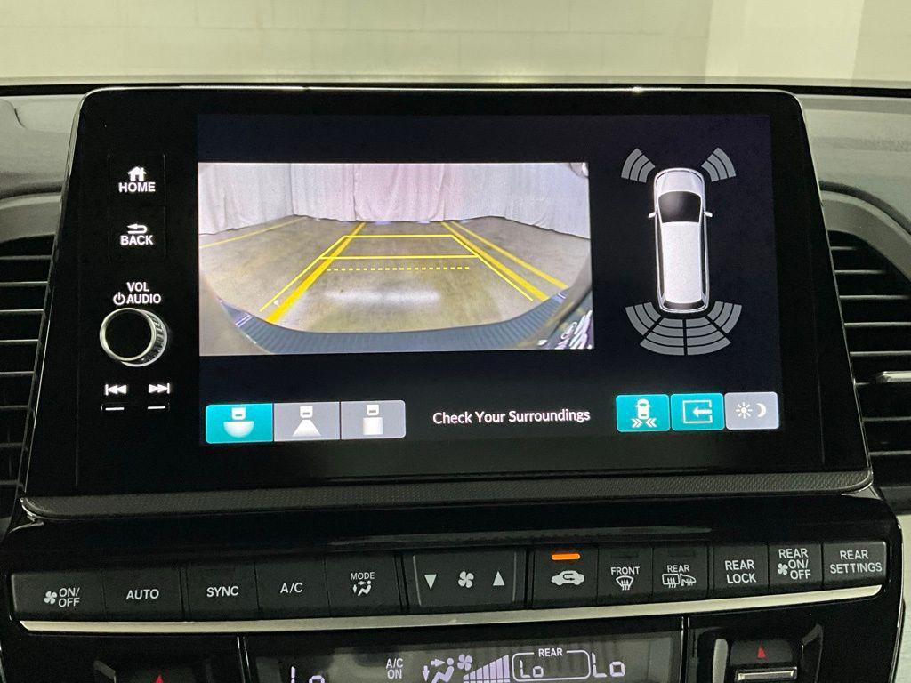 used 2025 Honda Odyssey car, priced at $43,690