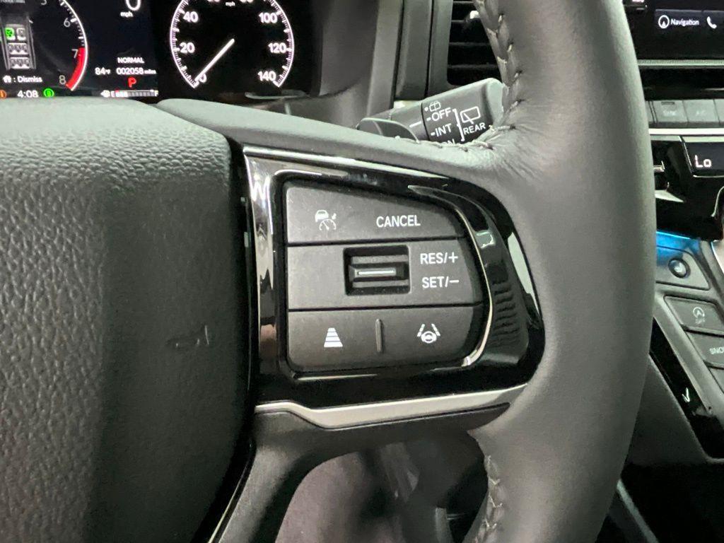 used 2025 Honda Odyssey car, priced at $43,690