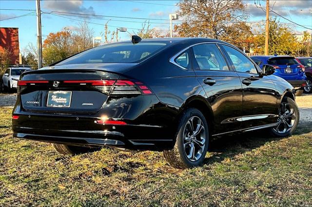 new 2025 Honda Accord Hybrid car