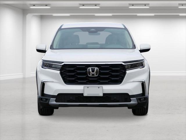 new 2025 Honda Pilot car, priced at $50,255