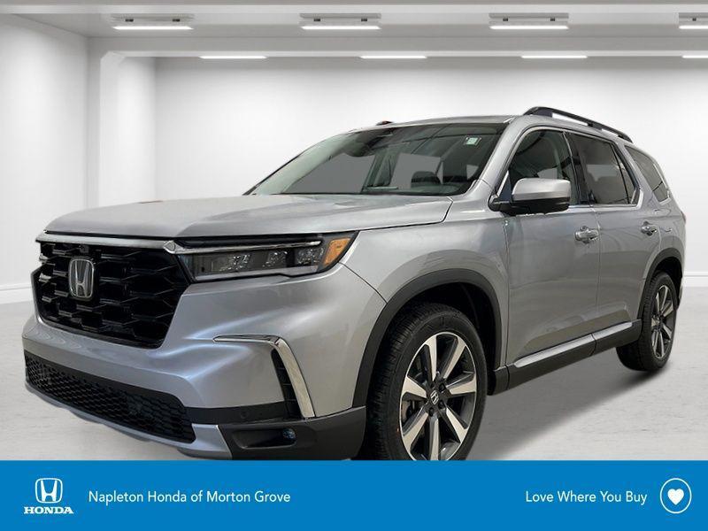 new 2025 Honda Pilot car, priced at $54,575