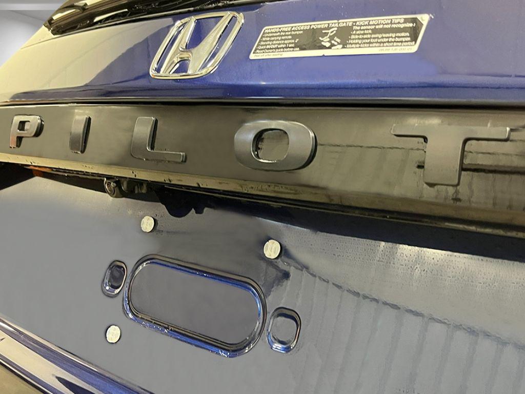 new 2025 Honda Pilot car, priced at $52,085