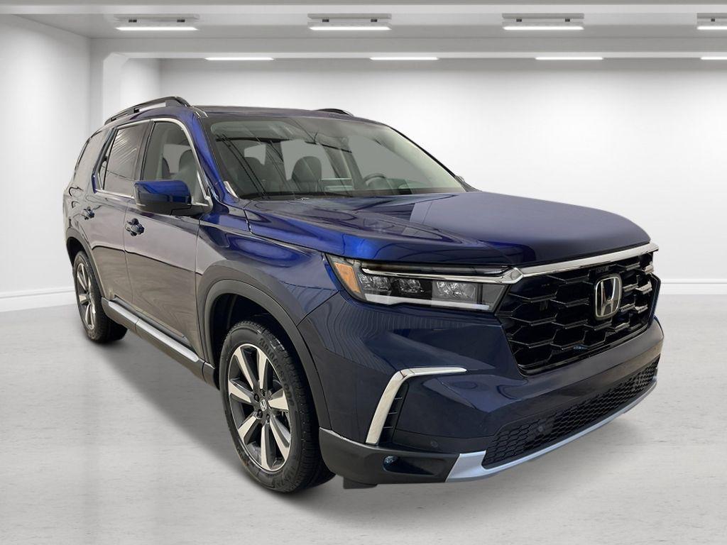 new 2025 Honda Pilot car, priced at $52,085