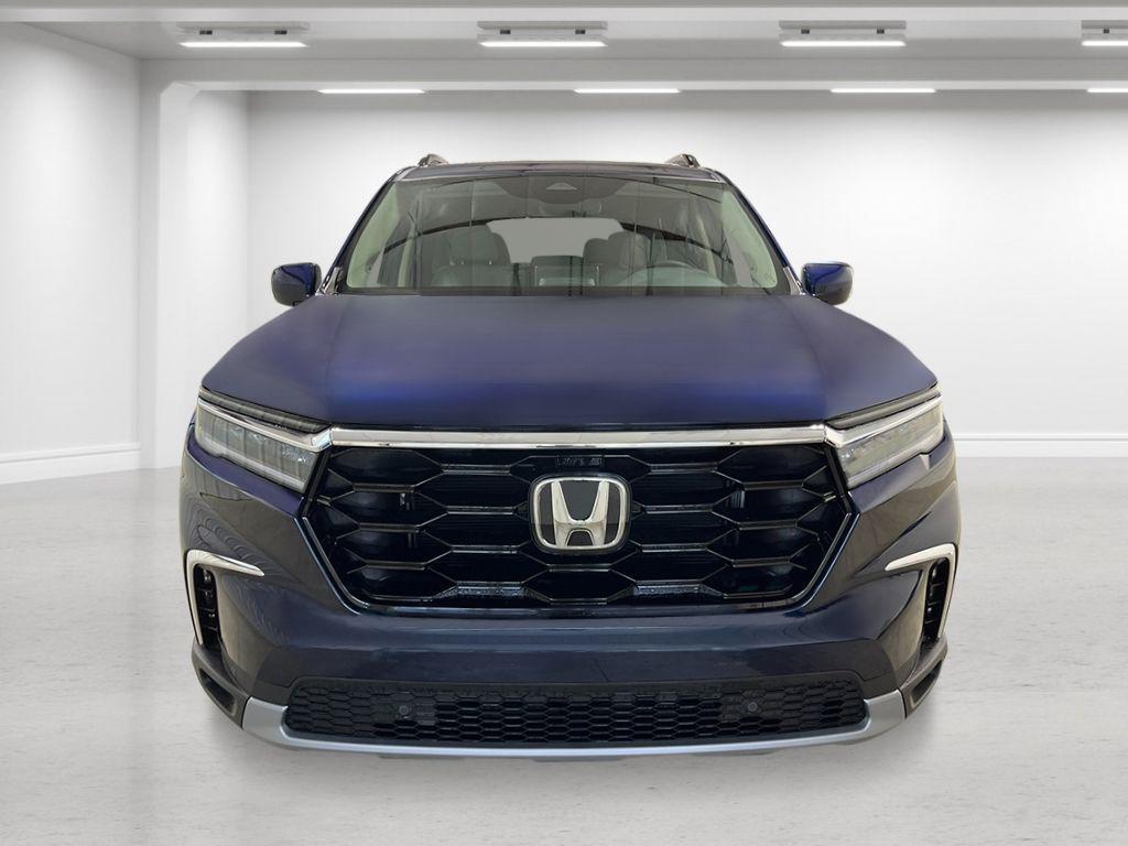 new 2025 Honda Pilot car, priced at $52,085