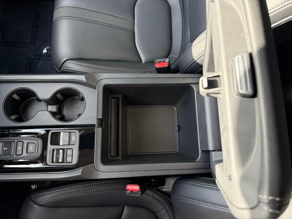 used 2026 Honda Passport car, priced at $43,900