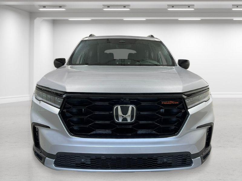 new 2025 Honda Pilot car, priced at $50,850